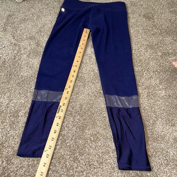 Fabletics leggings navy blue inside pocket pull on reflective calf stripe SZ SM - Picture 3 of 8